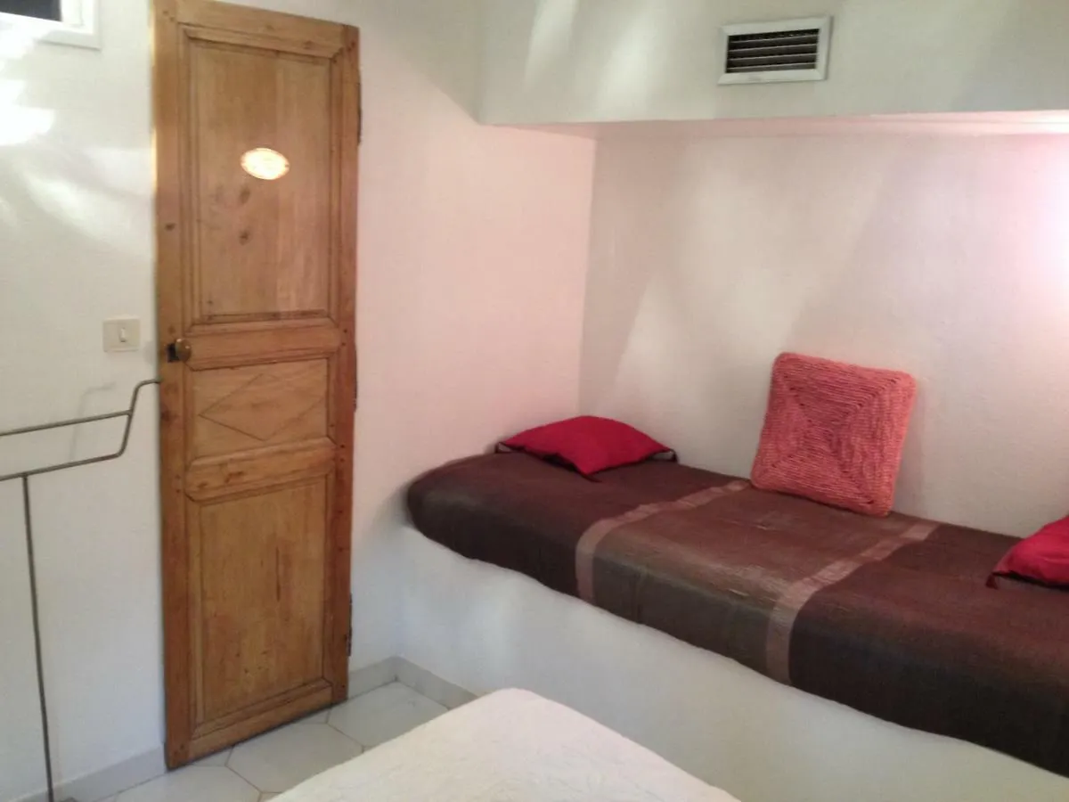 Bed and Breakfast La Douce Heure Mougins Francja