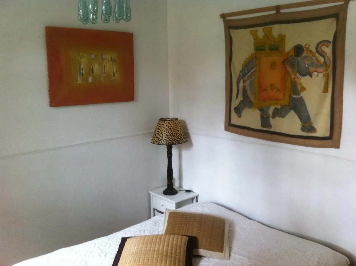 Bed and Breakfast La Douce Heure Mougins Francja